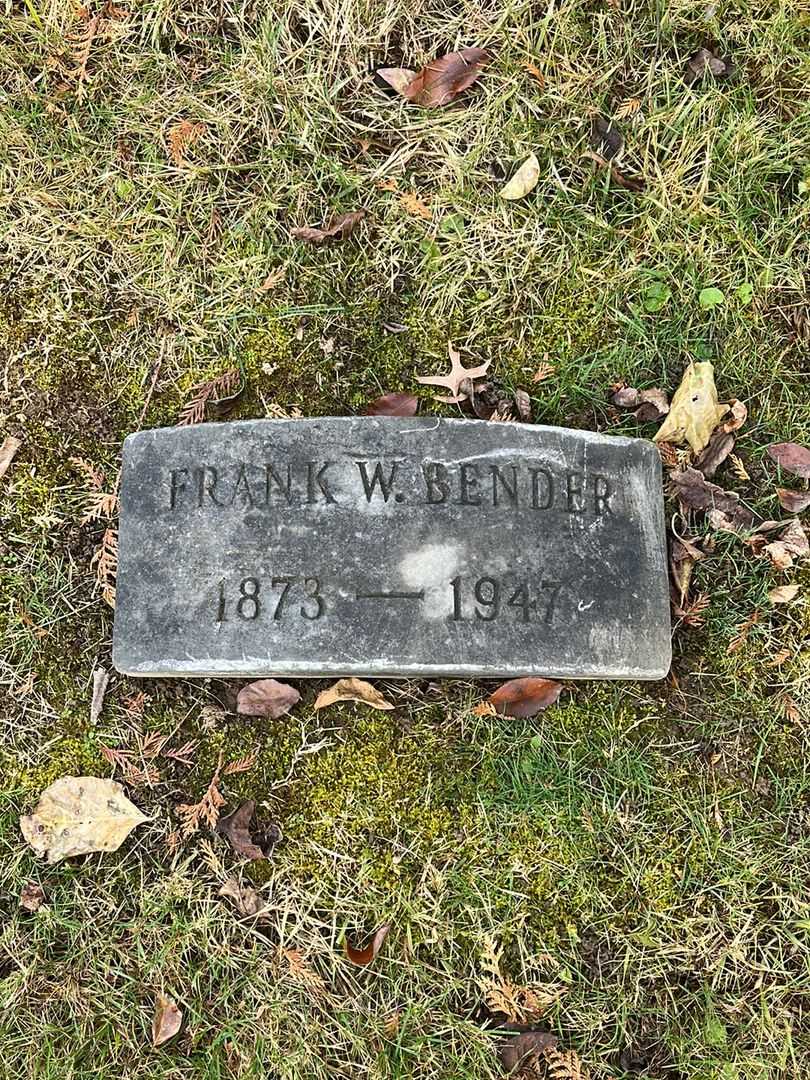 Michael D. O'Brien's grave. Photo 1