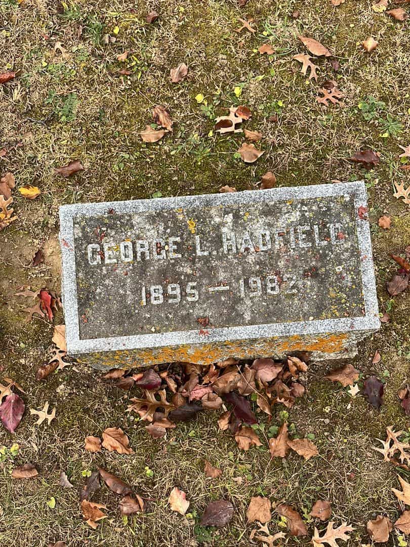 George L. Hadfield Senior's grave. Photo 3