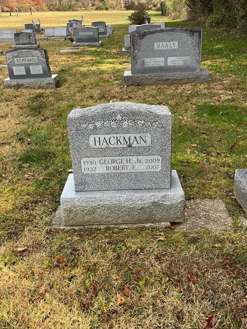 George H. Hackman Junior's grave. Photo 2