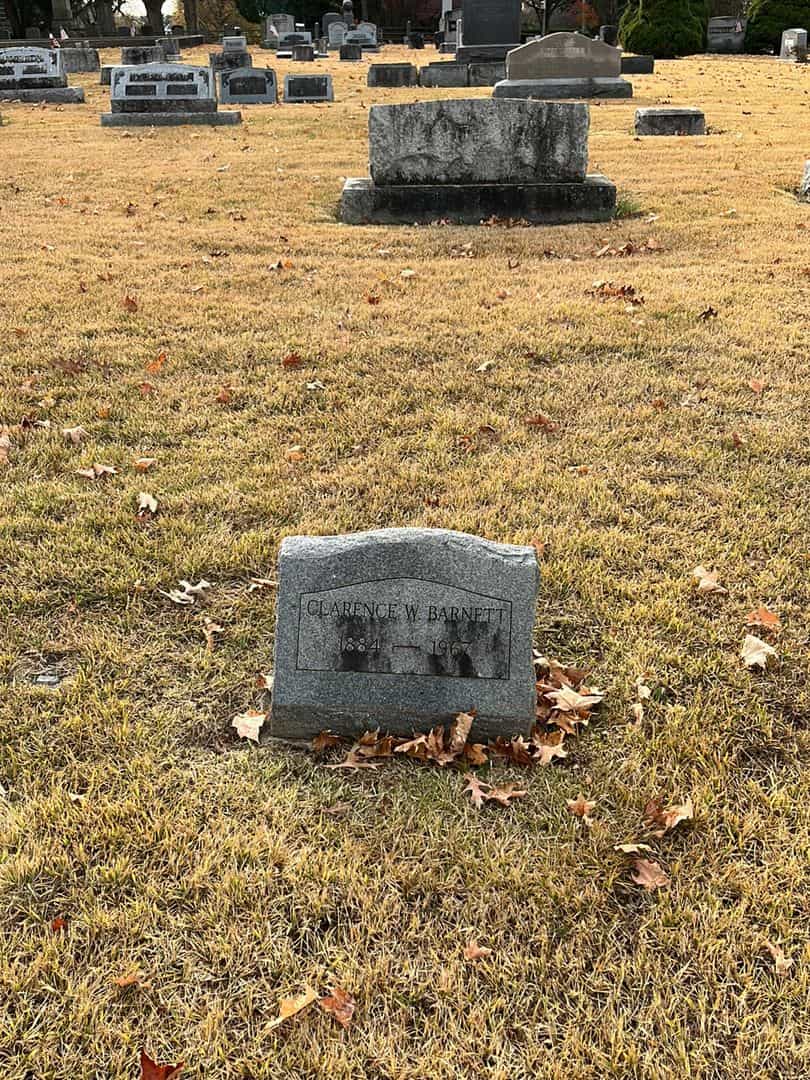 Clarence W. Barnett's grave. Photo 2