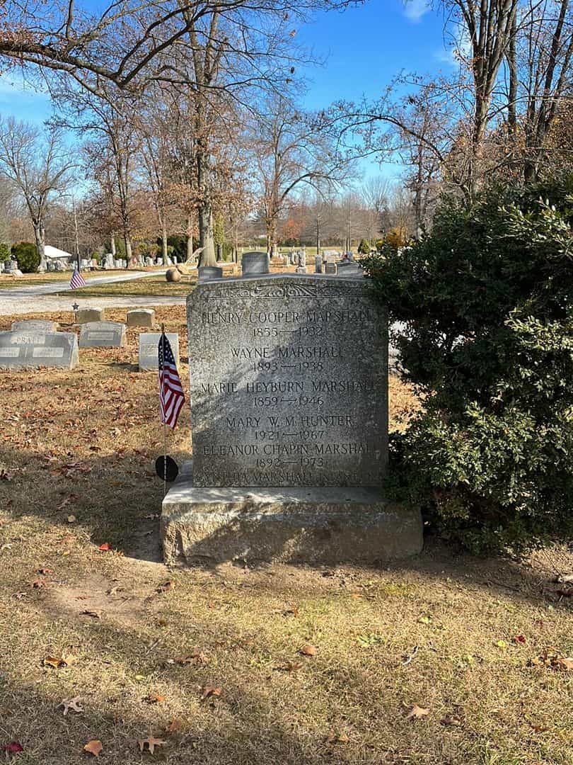 Mary Wayne M. Hunter's grave. Photo 2