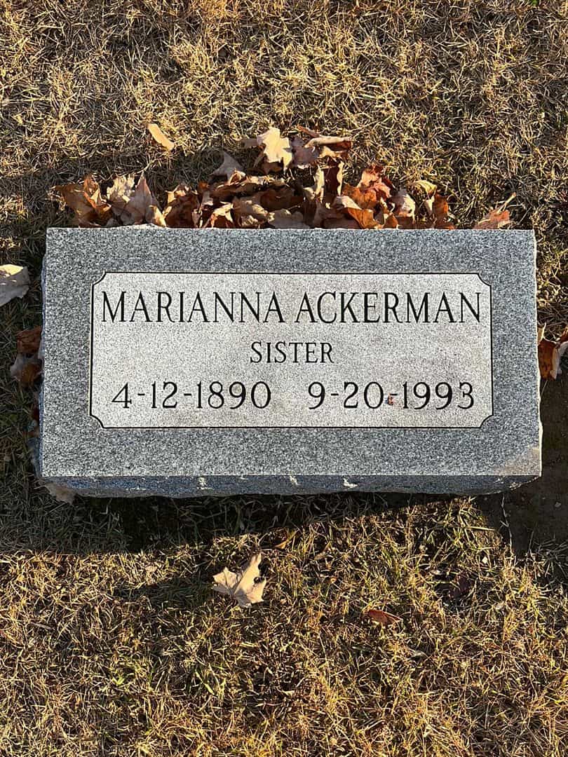 Marianna Ackerman's grave. Photo 3