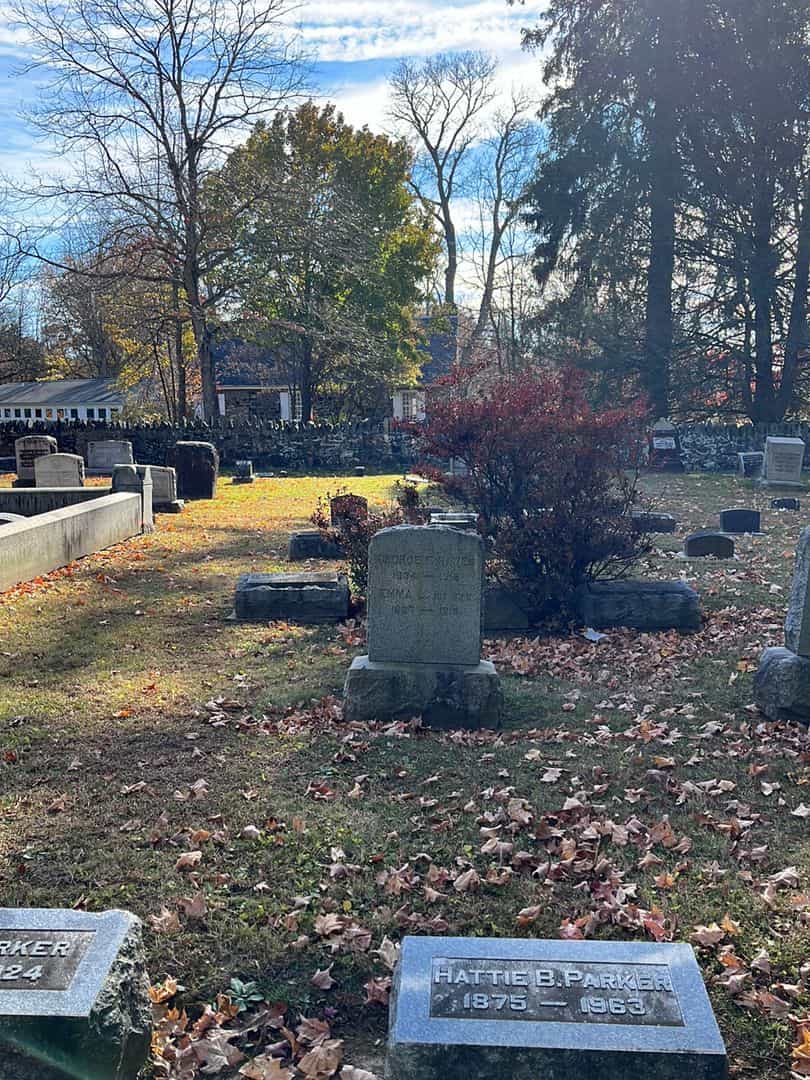 George F. Hawes's grave. Photo 2