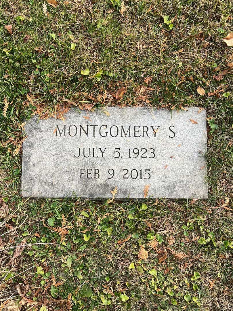 Montgomery S. Abbott's grave. Photo 3