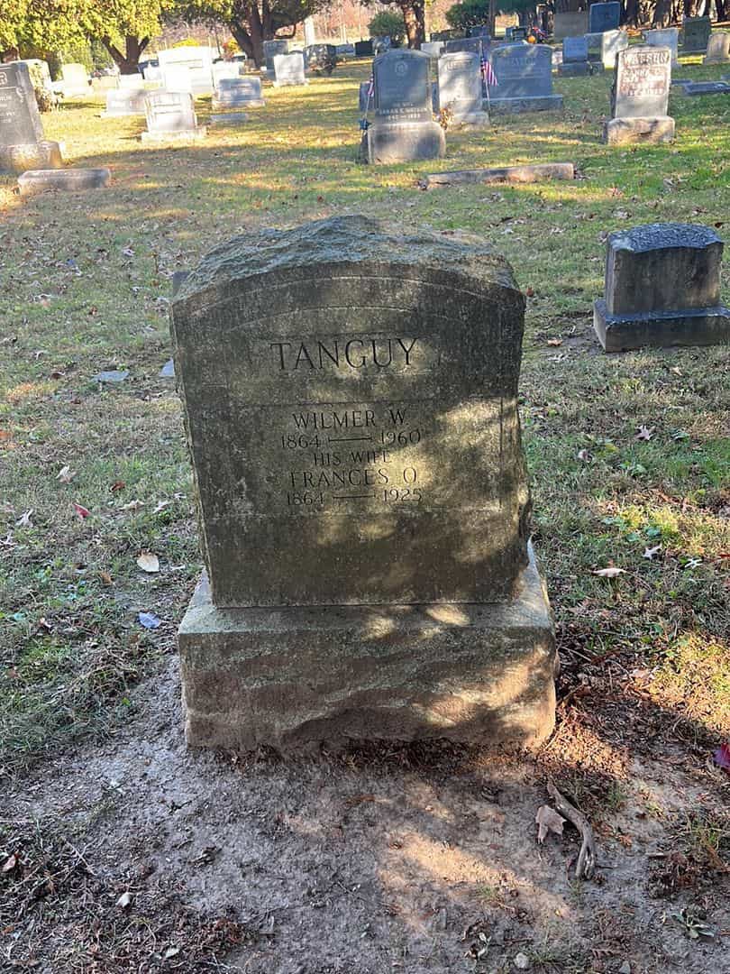 Frances O. Tanguy's grave. Photo 2