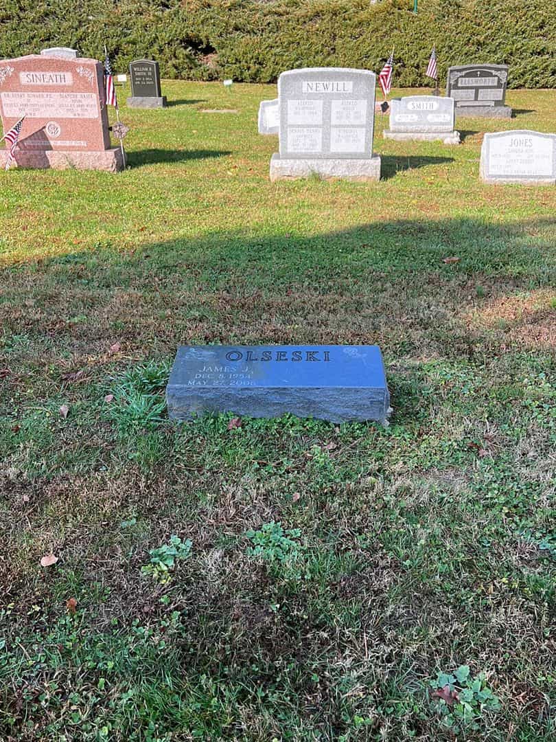 James J. Olseski's grave. Photo 2