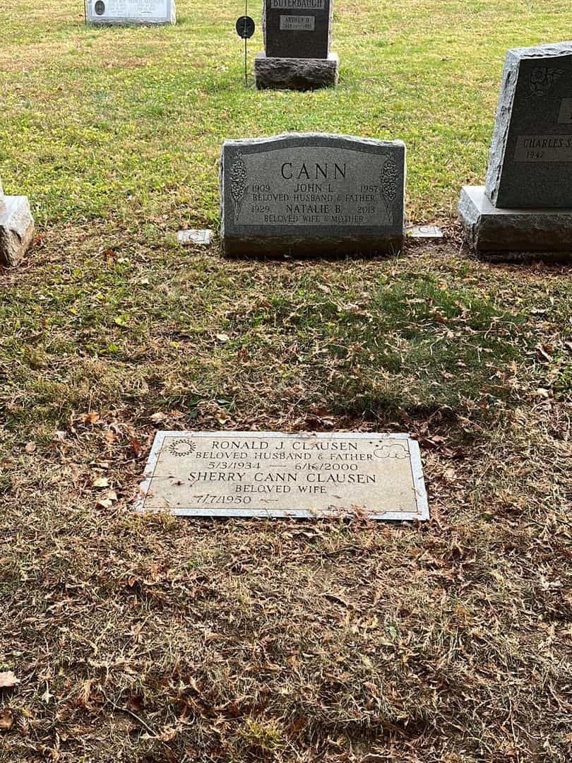 John L. Cann's grave. Photo 3