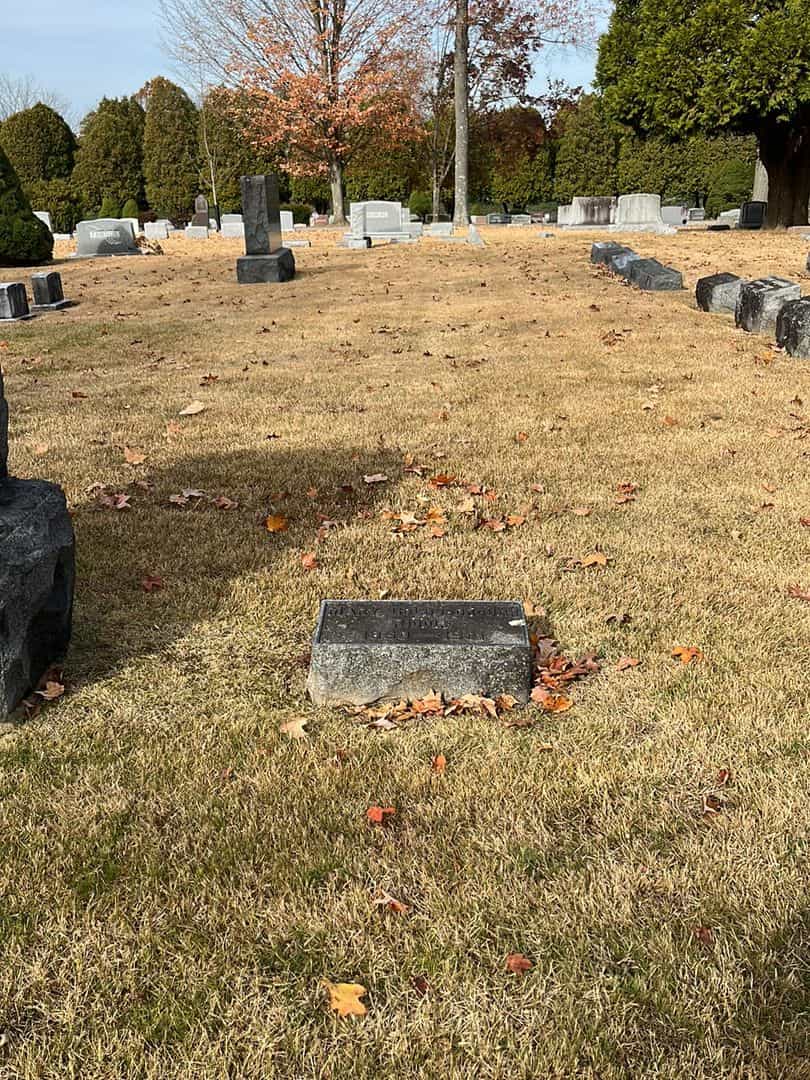 Mary Goldsborough Riddle's grave. Photo 2