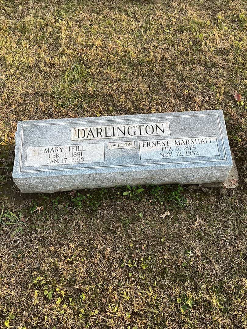 Hazel D. Yarbrough's grave. Photo 1